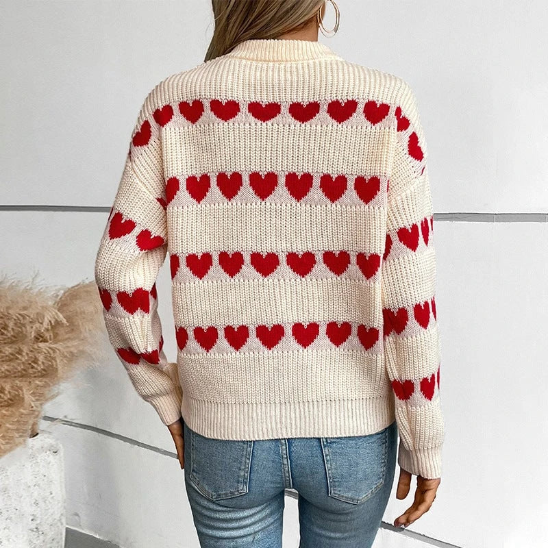 Women's cozy pullover with heart pattern