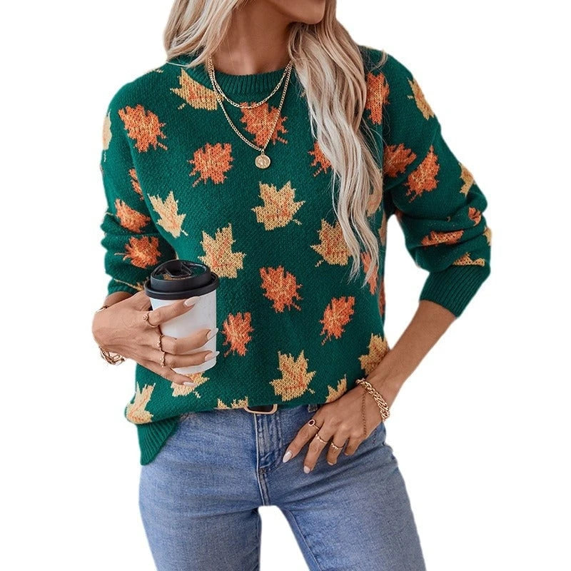 Women's knitted pullover with textured leaf pattern and round neckline