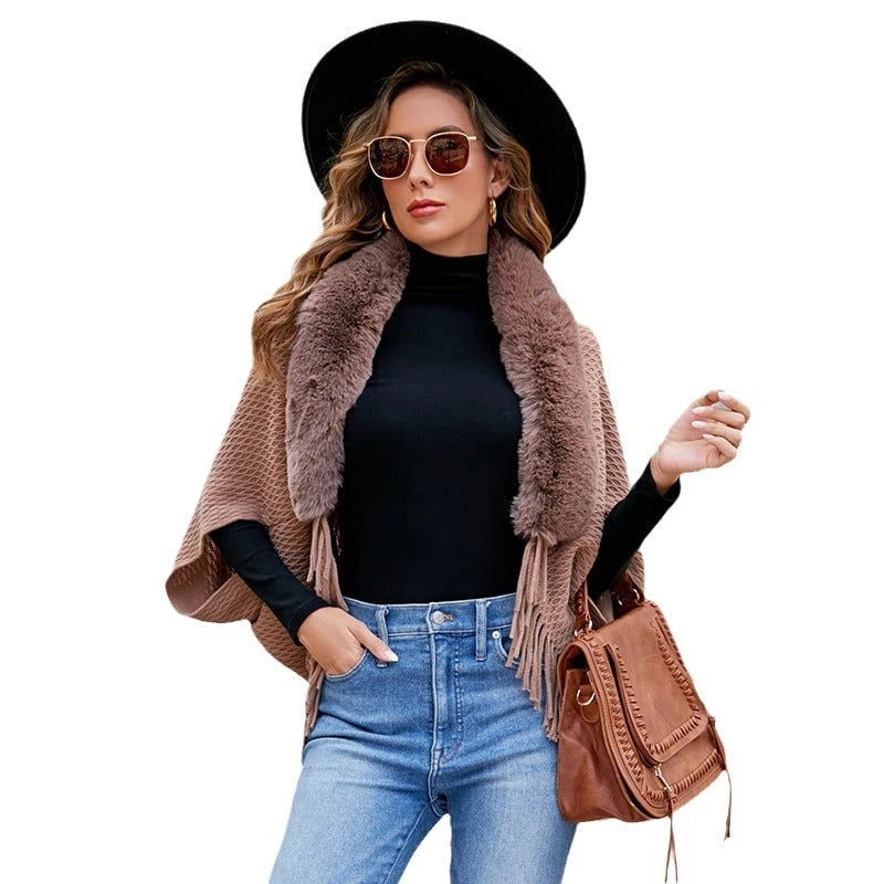 Women's fashionable poncho with luxurious faux fur collar