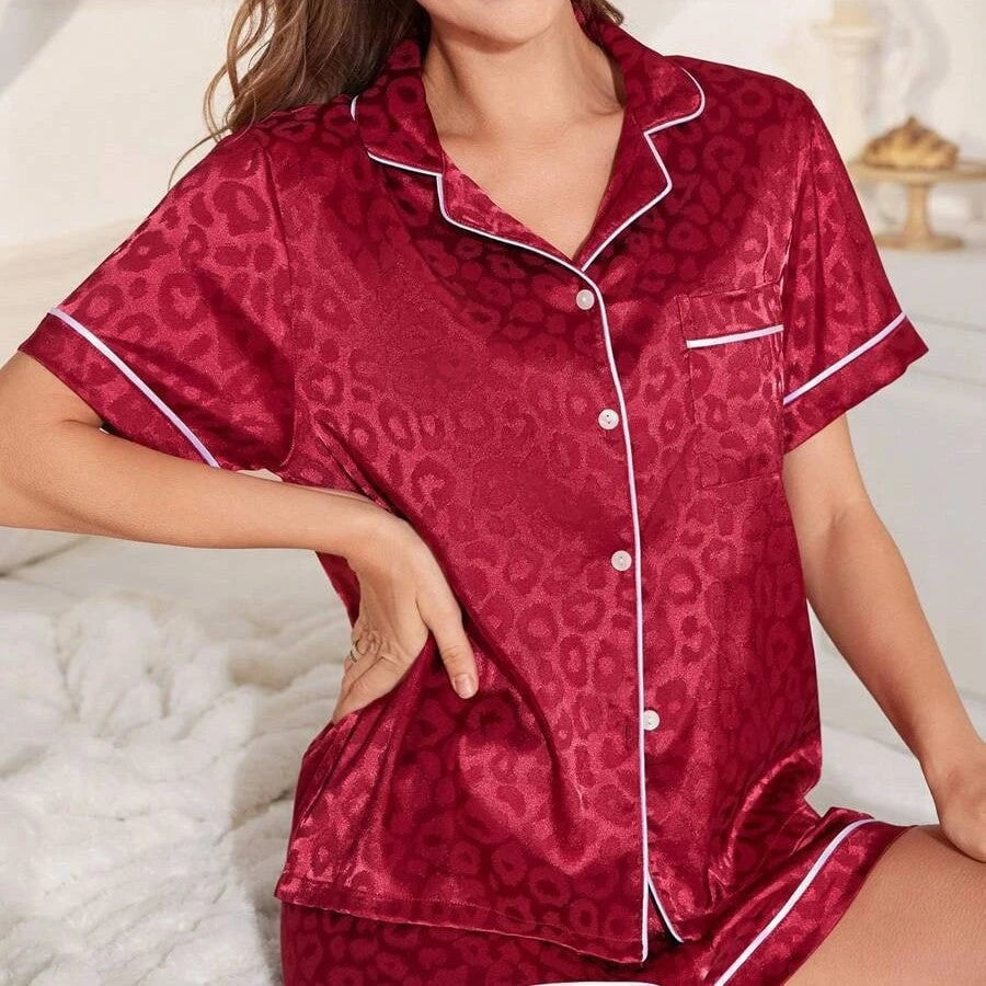 Women's Pajama Set with Elegant Leopard Print