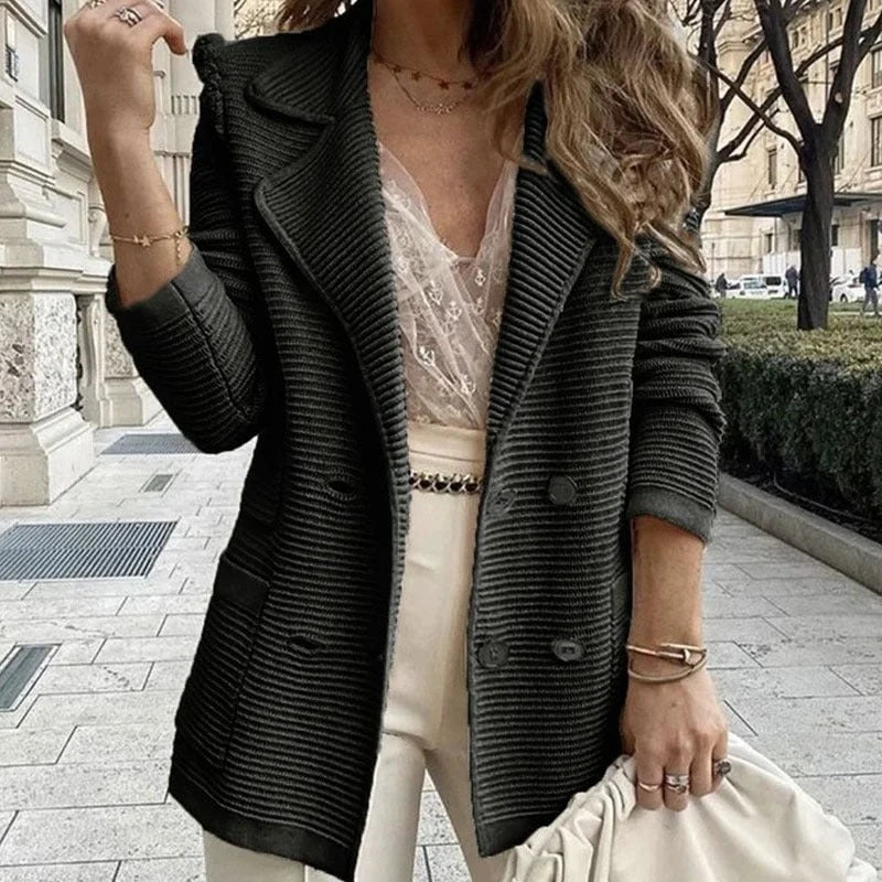 Women's elegant knit blazer with double button placket and pockets