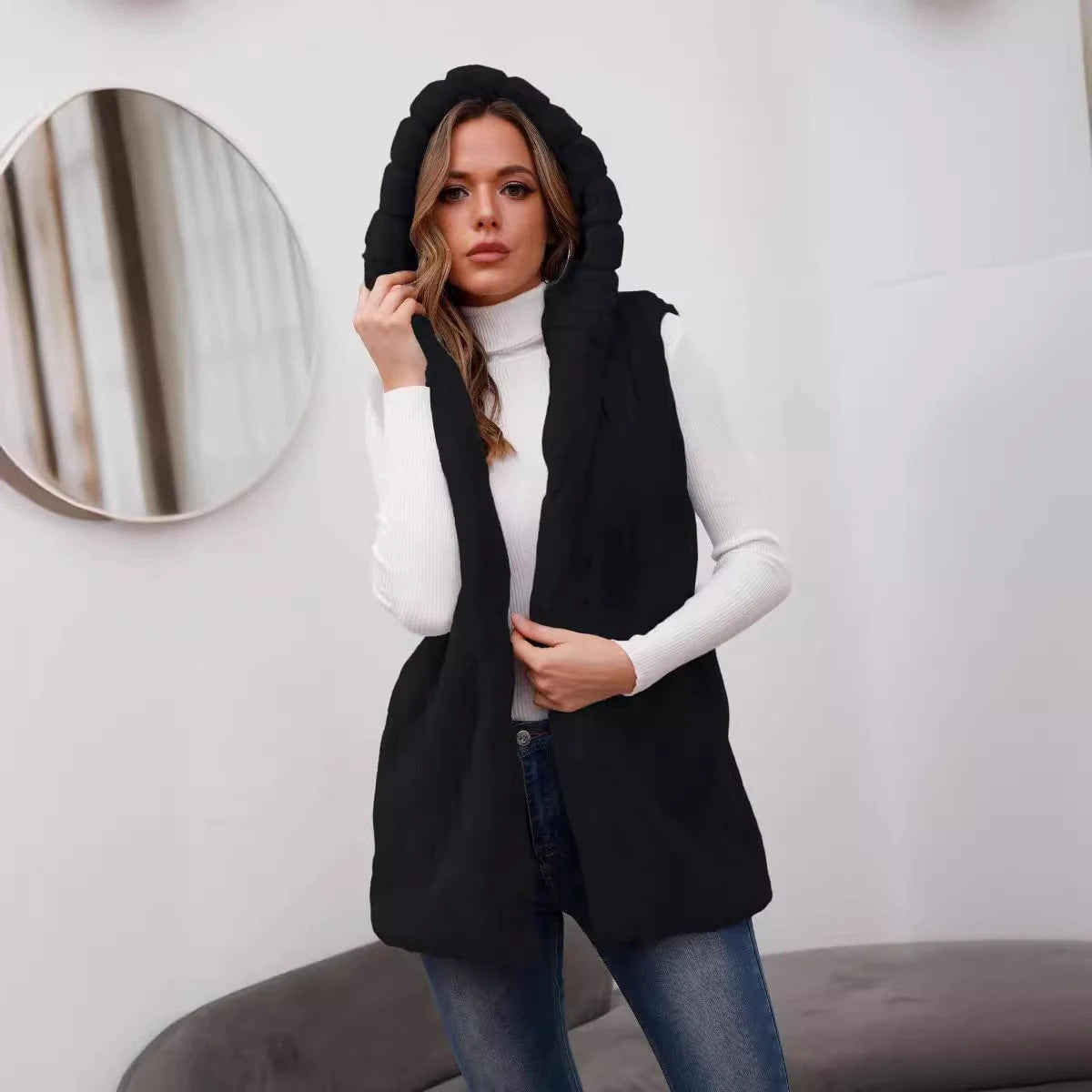 Ladies Elegant Hooded Vest made of Faux Fur