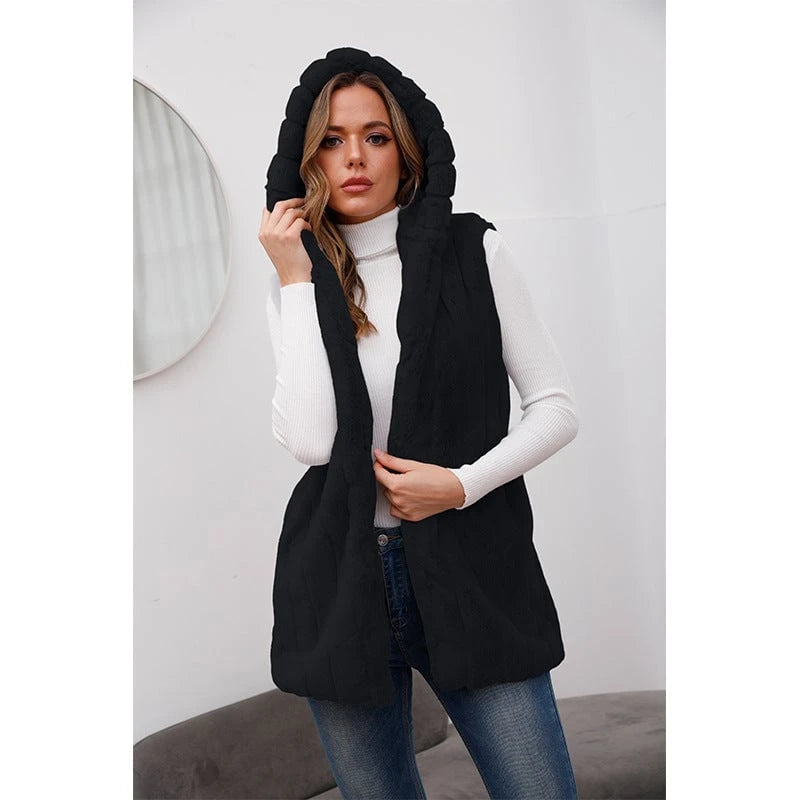 Ladies Elegant Hooded Vest made of Faux Fur