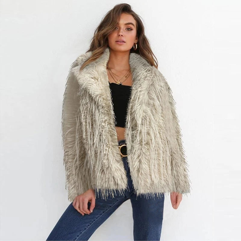 Women's Elegant Faux Fur Blazer with Wide Collar
