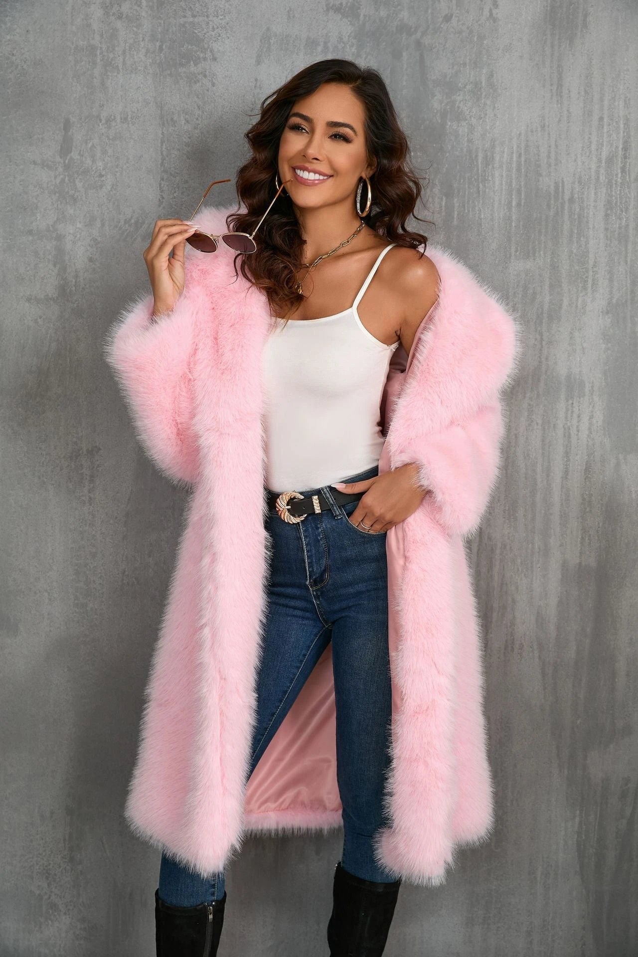 Women's Elegant Faux Fur Coat with Wide Lapels and Loose Fit