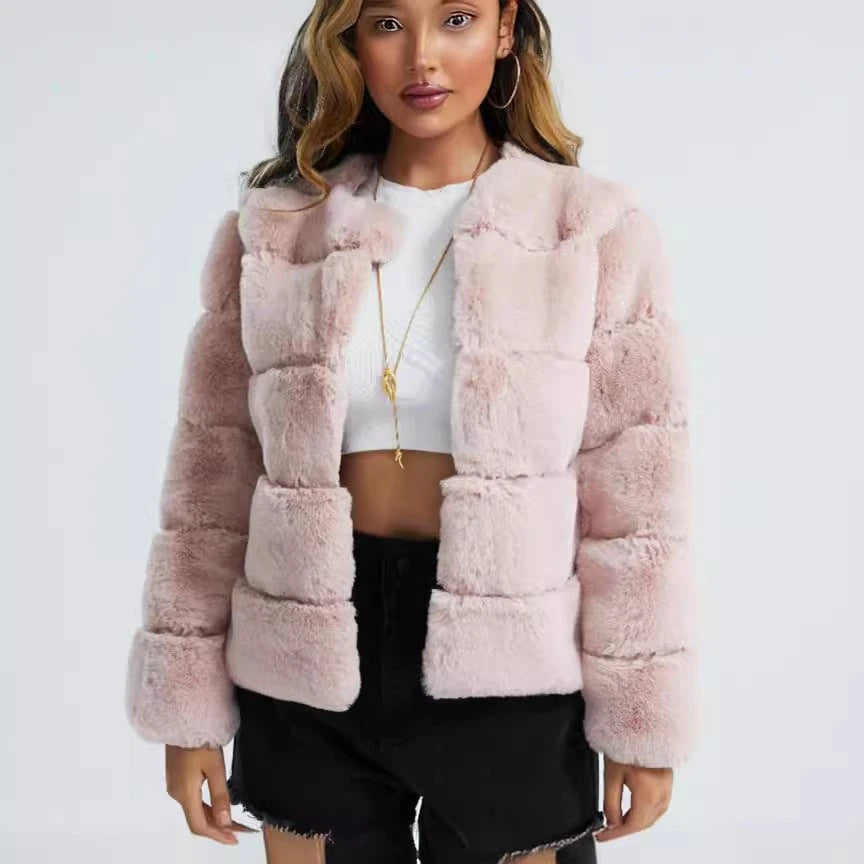Women's fashionable cuddly jacket