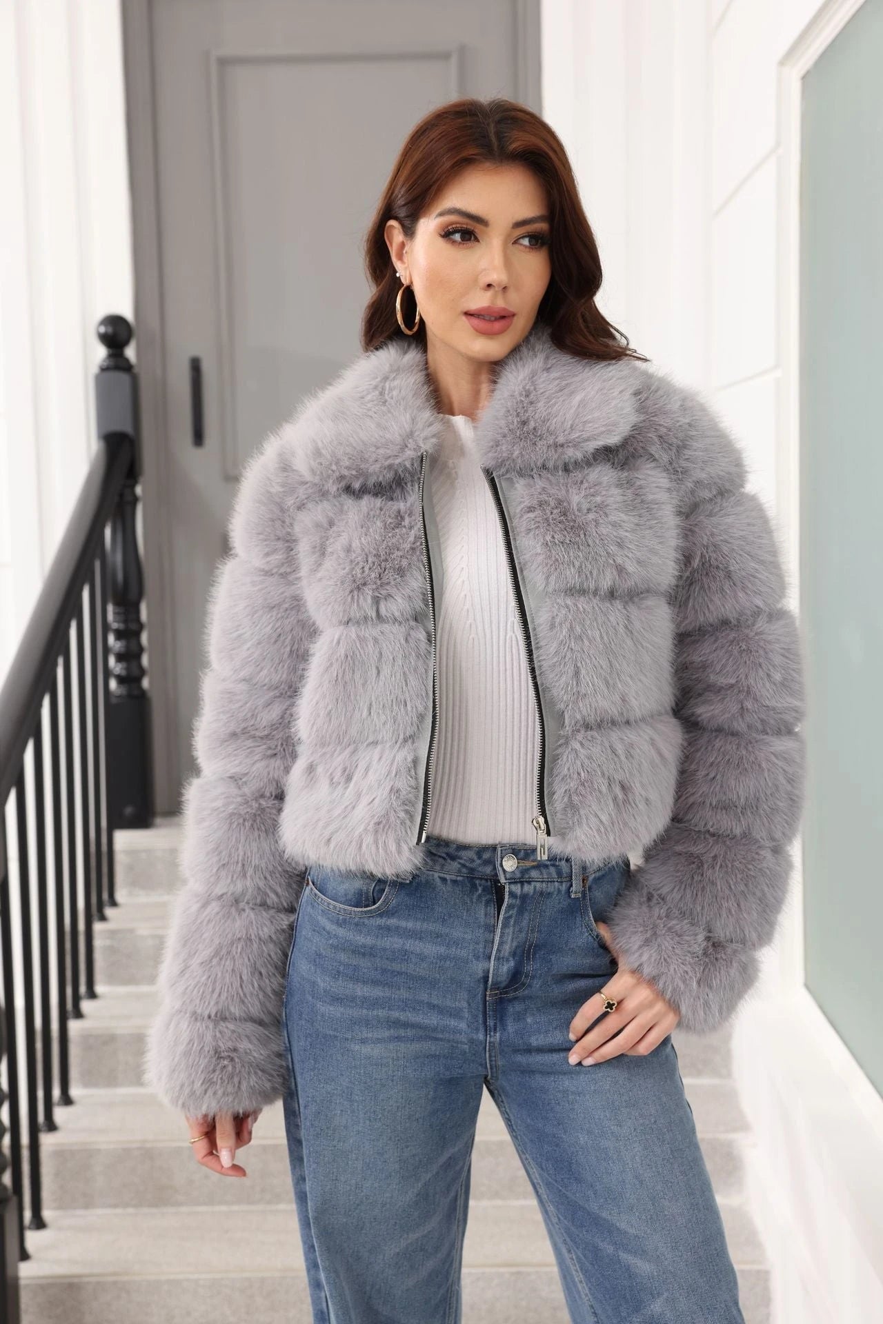 Ladies Fashion Faux Fur Winter Jacket