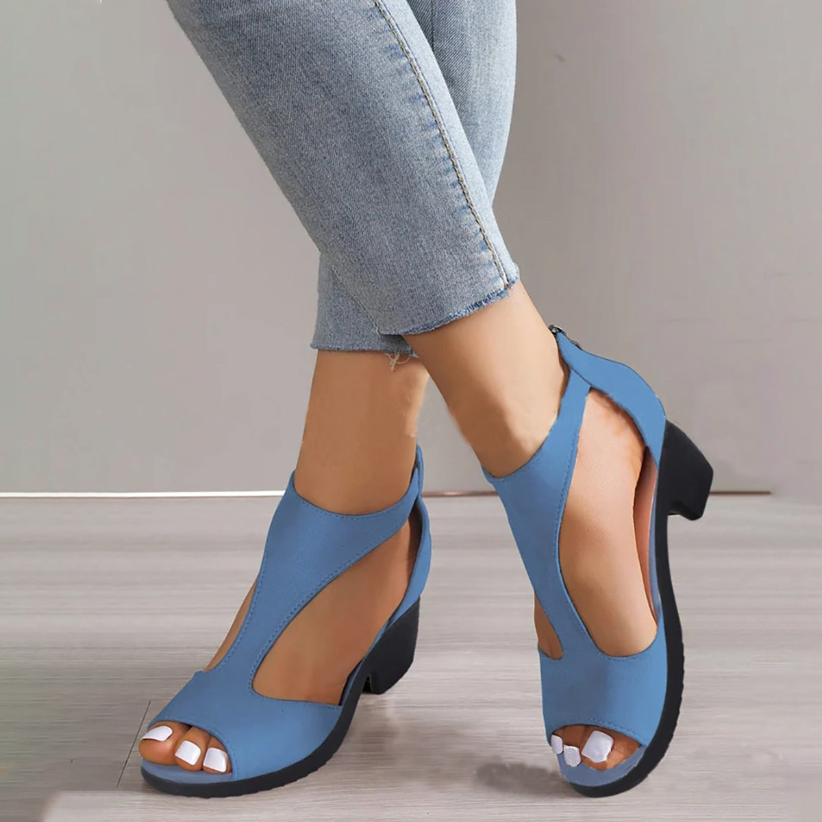 Sandals With 4Cm Heel
