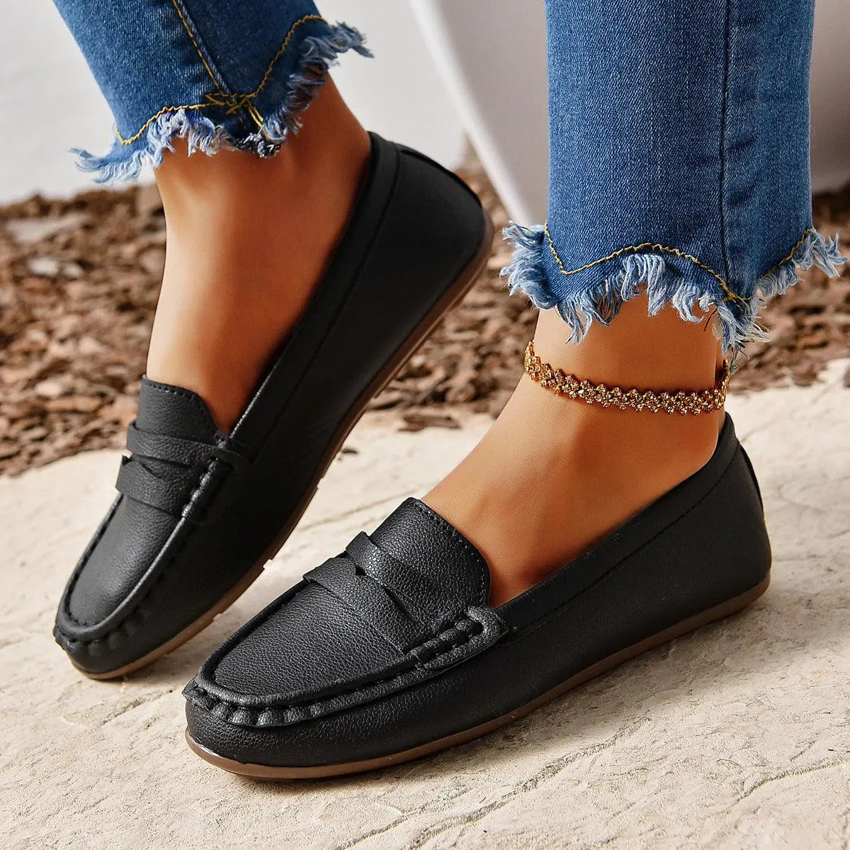 Gommino Flat Crossed Soft Sole Women