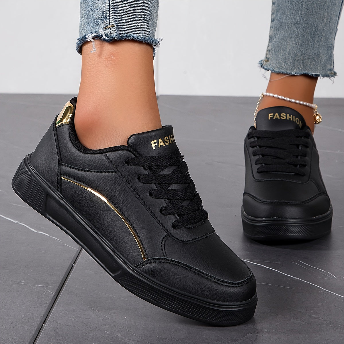 Solid Color Women's Sneakers With Soft Sole