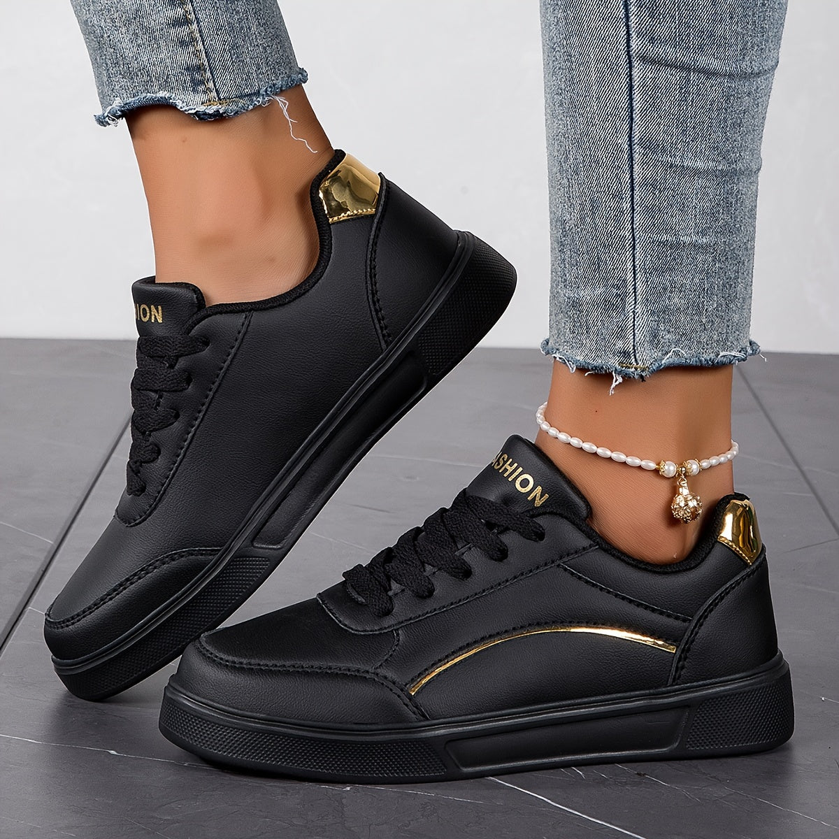 Solid Color Women's Sneakers With Soft Sole