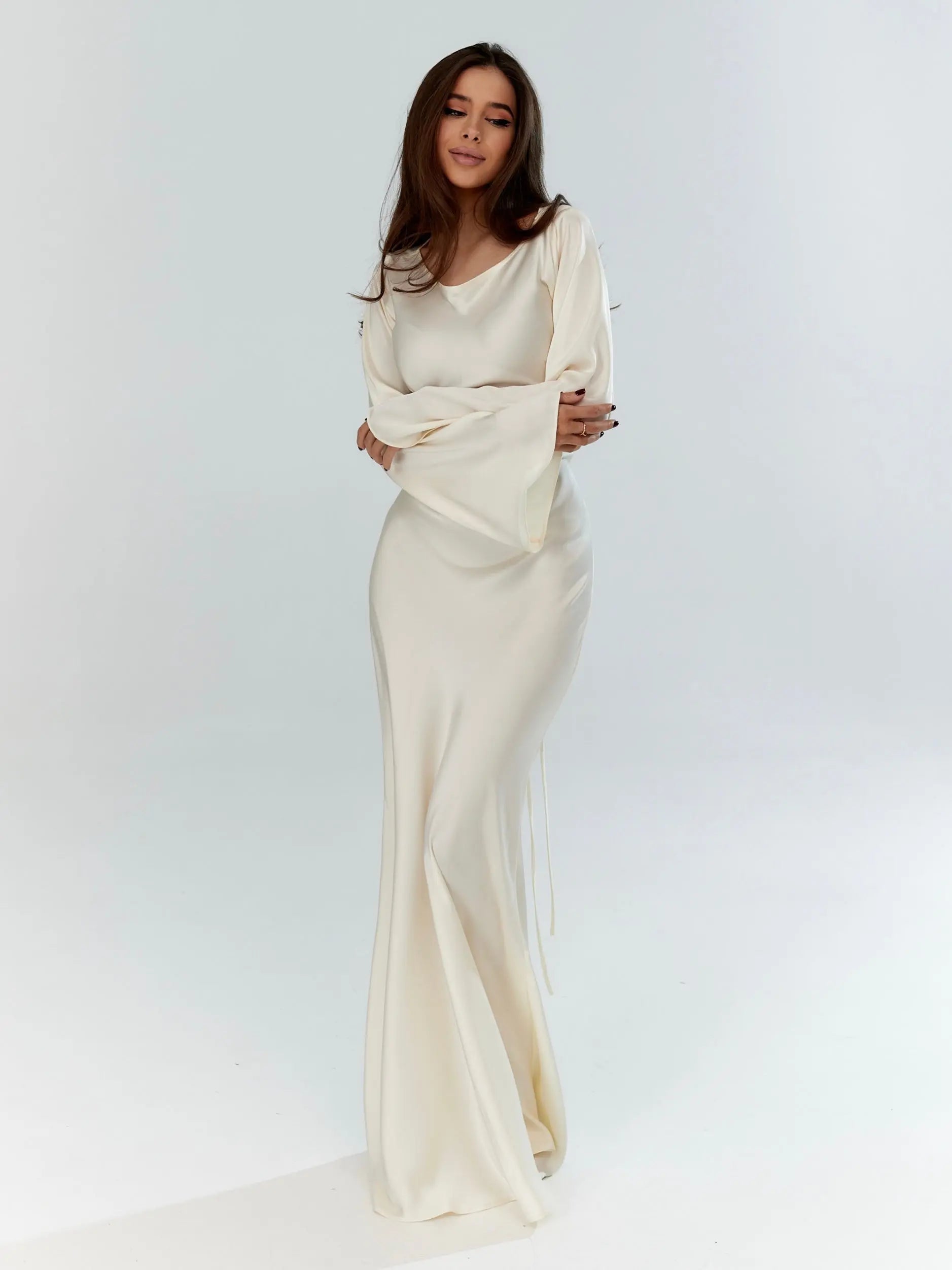 Flowing Maxi Dress With Long Sleeves For Women