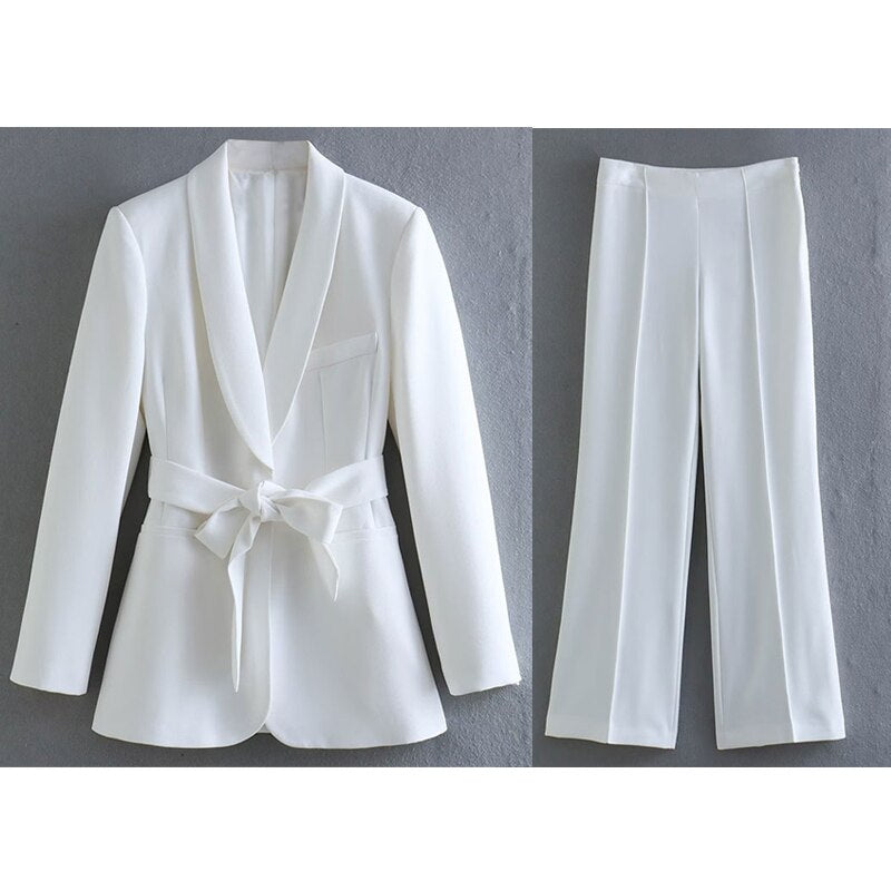 2-Piece Women's Suitelegant Blazer With Belt And Matching Trousers