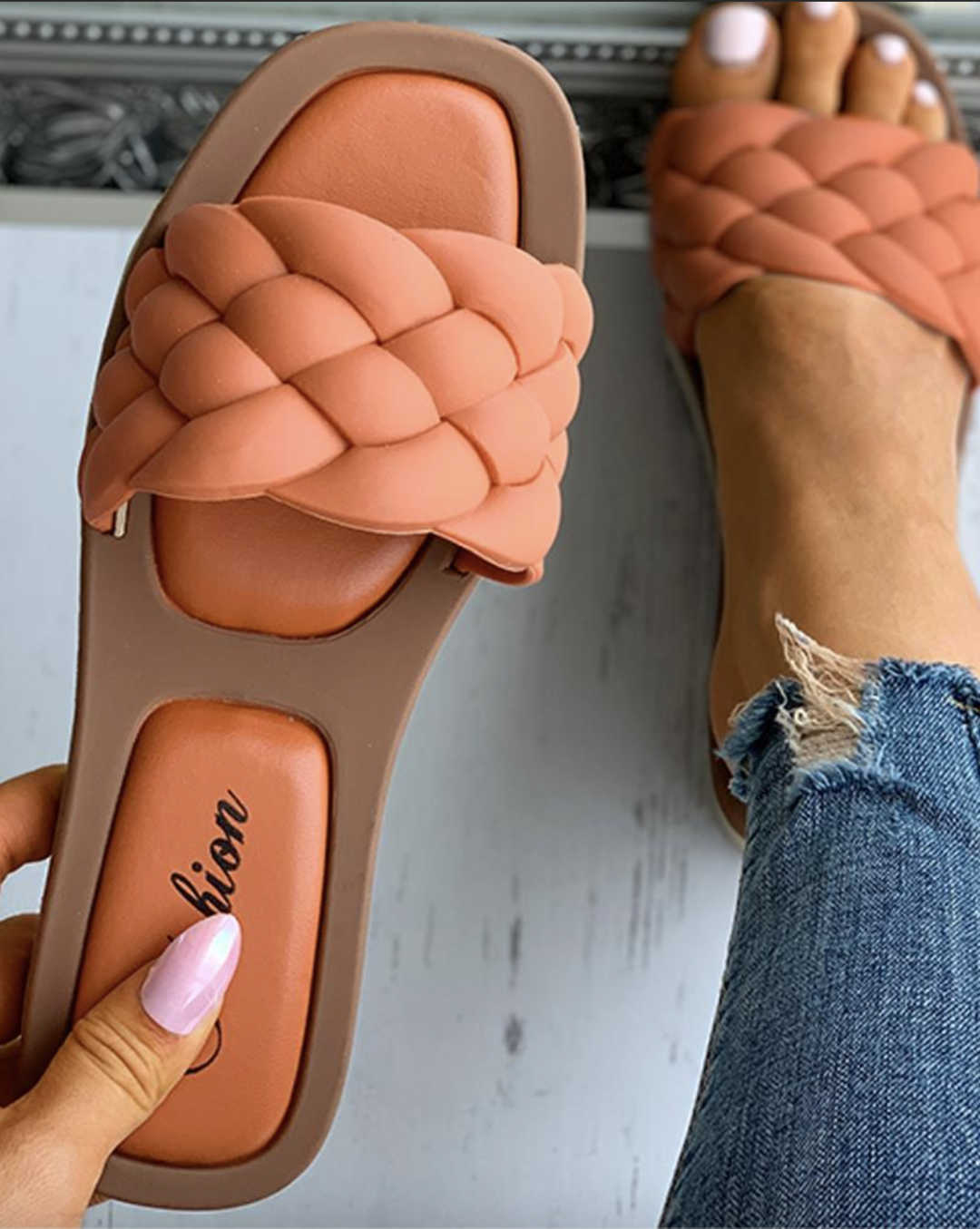 Very Comfortable And Fashionable Sandals