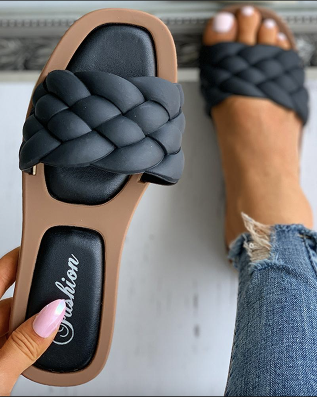 Very Comfortable And Fashionable Sandals