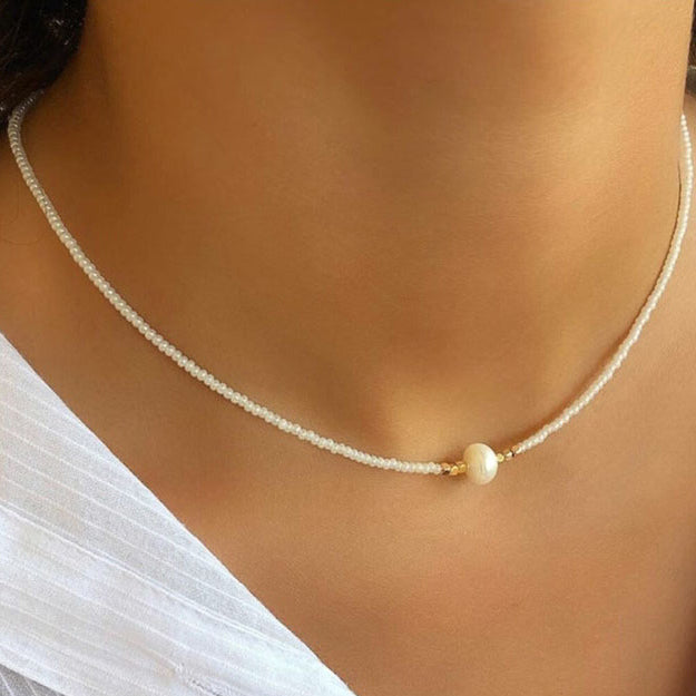 Classic Pearl Necklace With Fine Shine