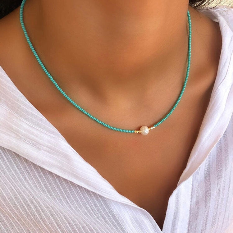 Classic Pearl Necklace With Fine Shine