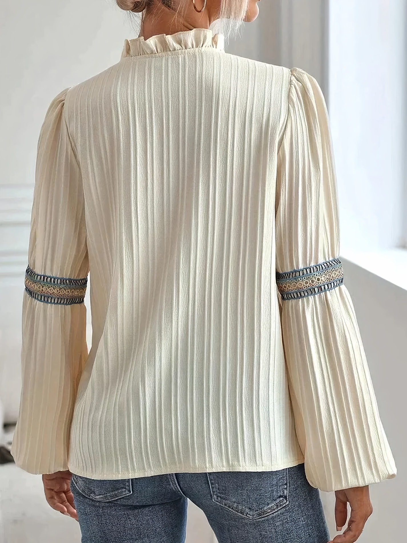 Coraluxurious Lace Blouse