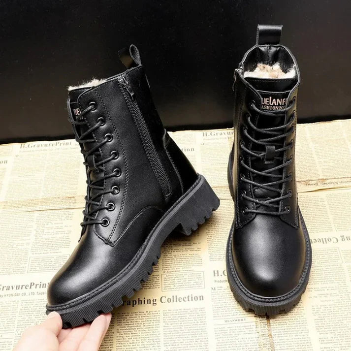 Luxurious black winter boots