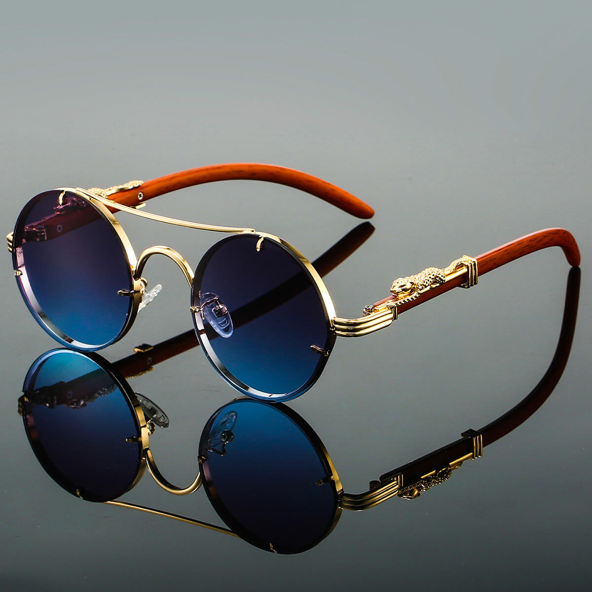 Oval Retro Sunglasses Made of Metal
