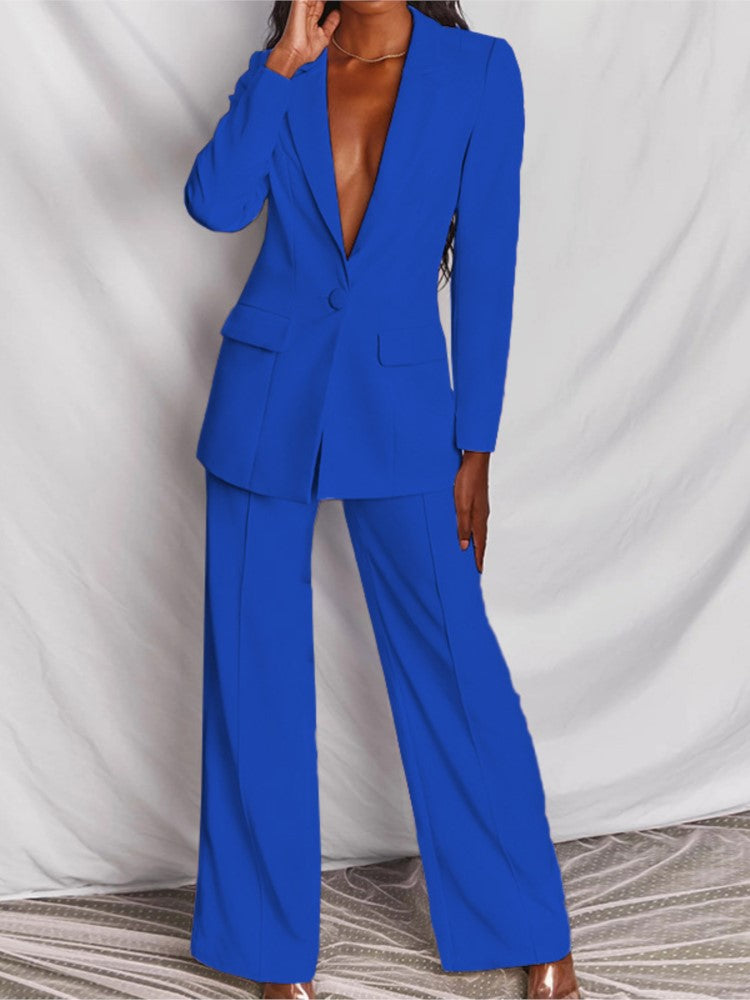 Women's Business Suit - Elegance for Every Meeting