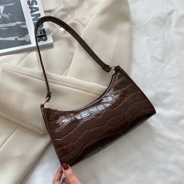 Women's Shoulder Bag In Retro Style Made Of Leather