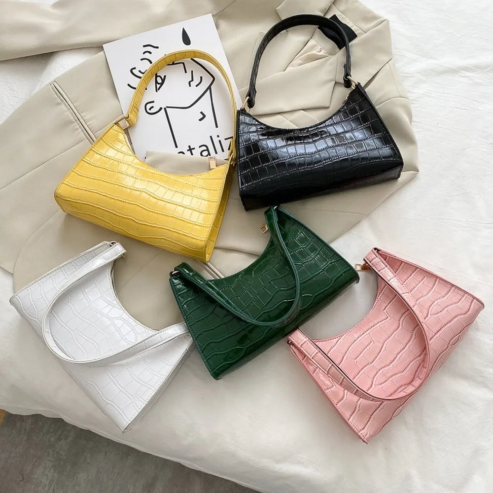 Women's Shoulder Bag In Retro Style Made Of Leather