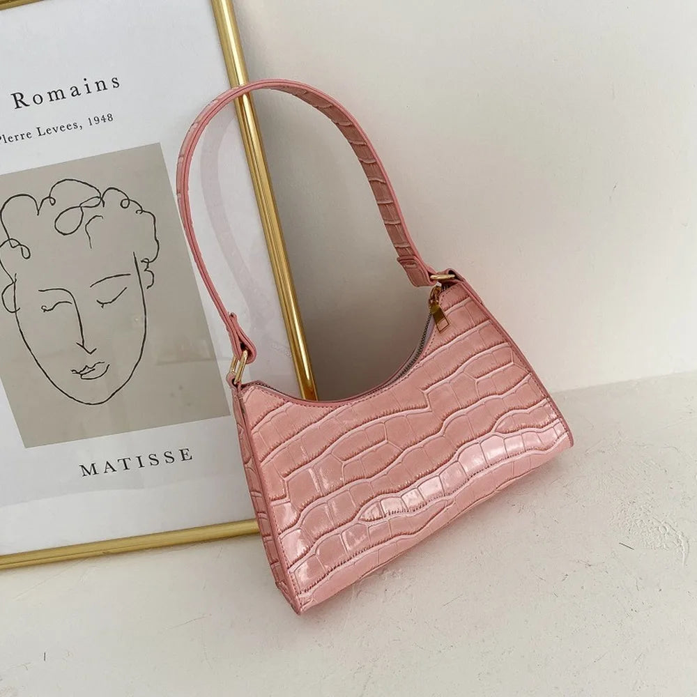 Women's Shoulder Bag In Retro Style Made Of Leather