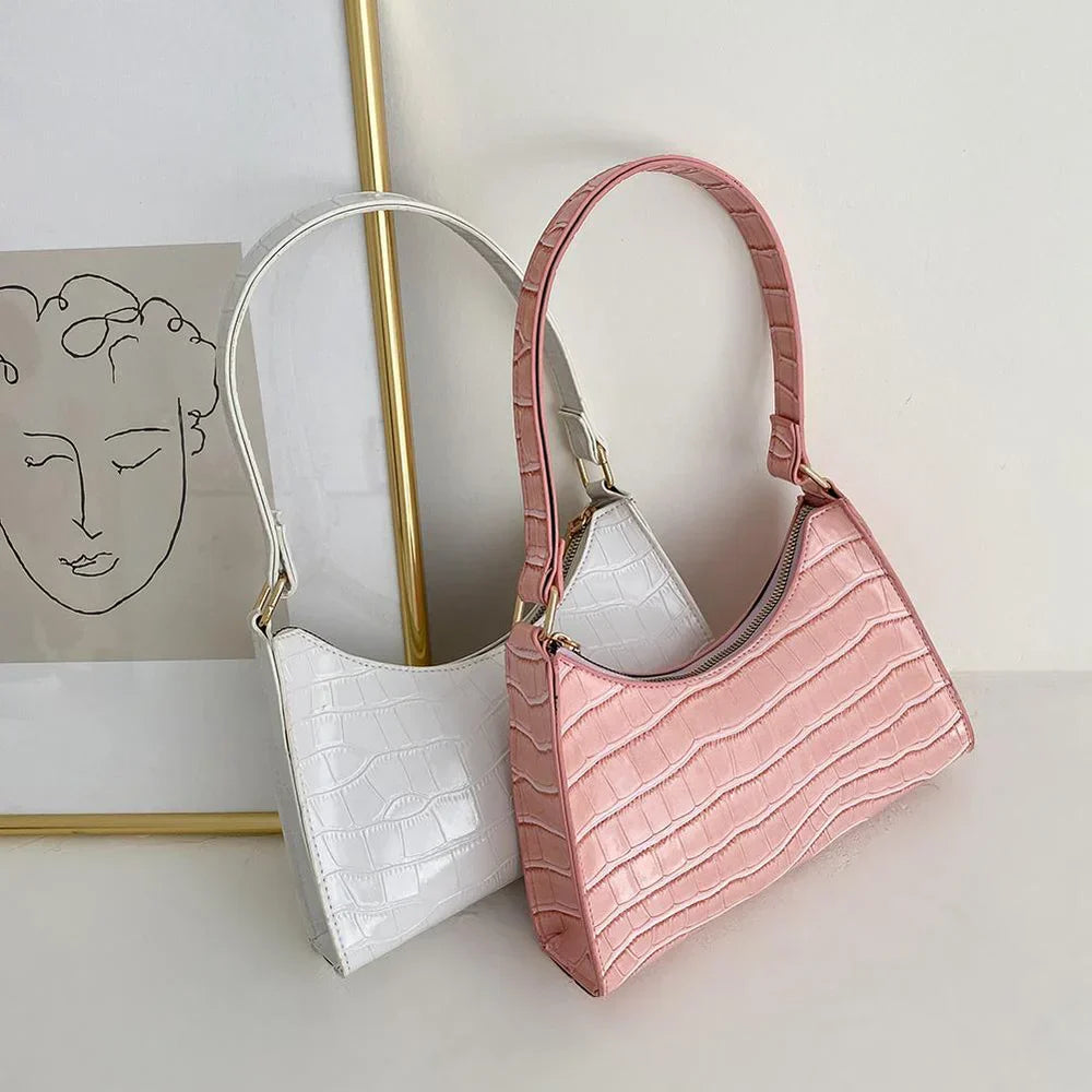 Women's Shoulder Bag In Retro Style Made Of Leather