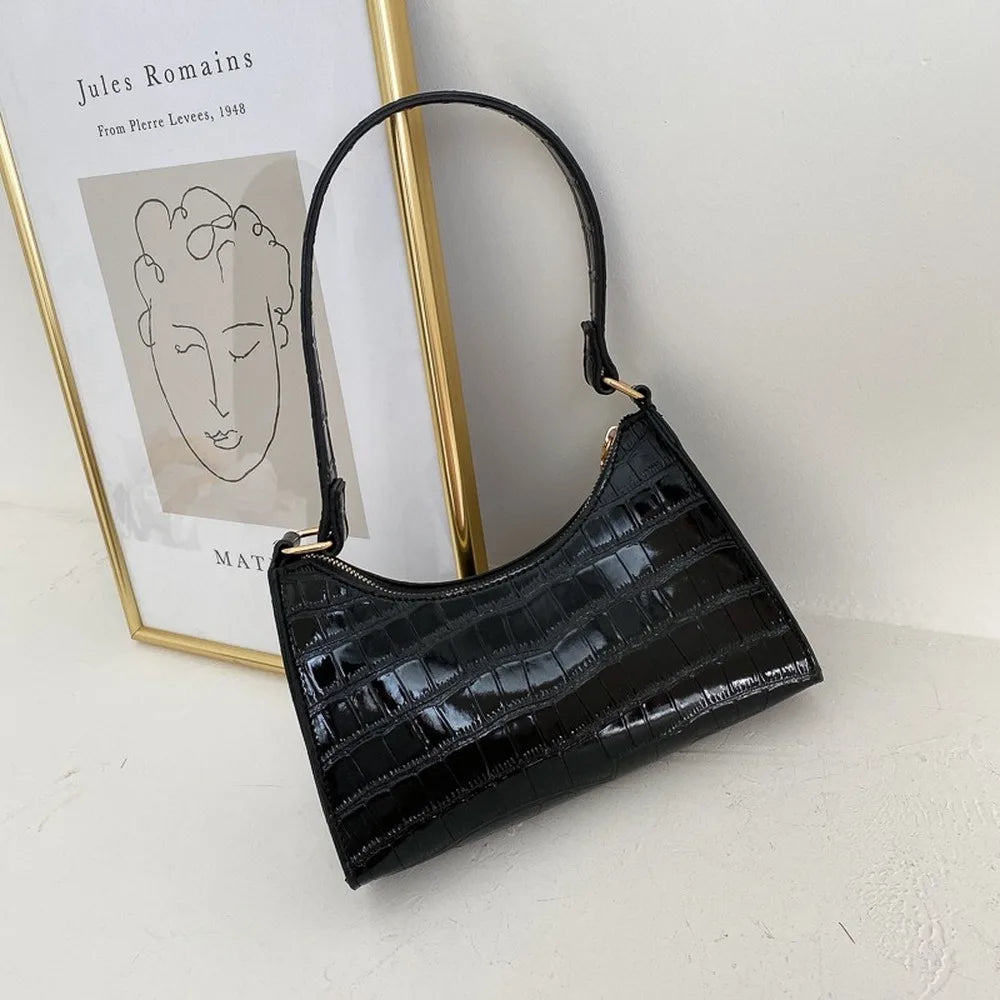Women's Shoulder Bag In Retro Style Made Of Leather