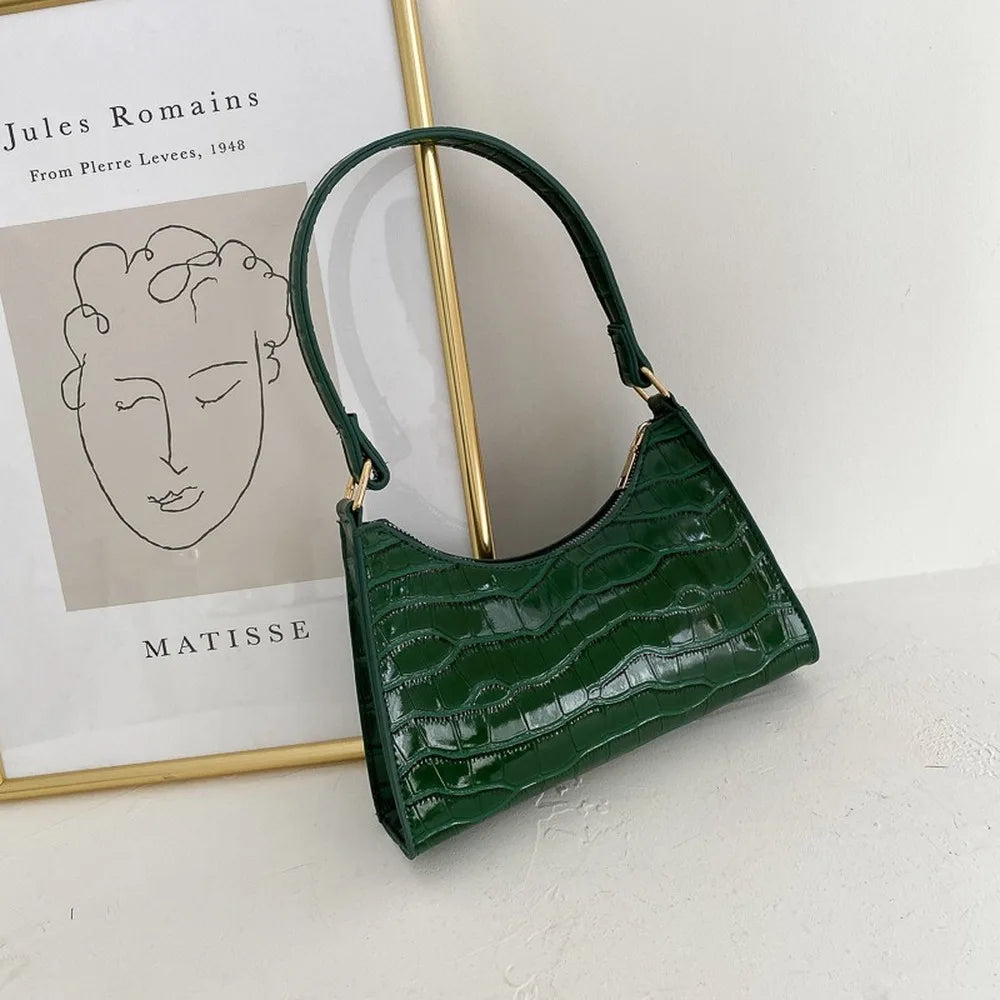 Women's Shoulder Bag In Retro Style Made Of Leather