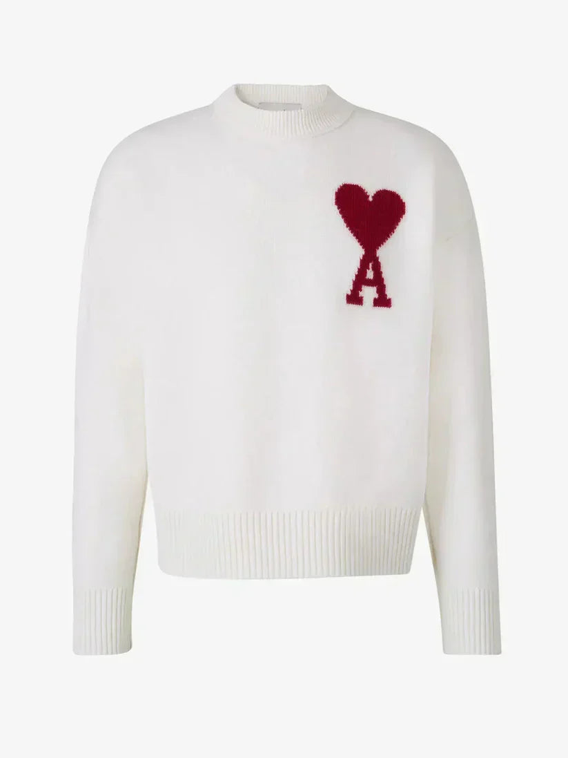 Luxurious Round Neck Heart Pattern Sweater With Long Sleeves