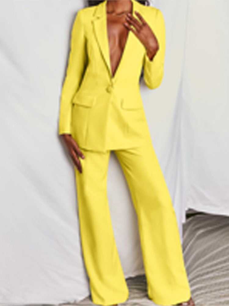Women's Business Suit - Elegance for Every Meeting