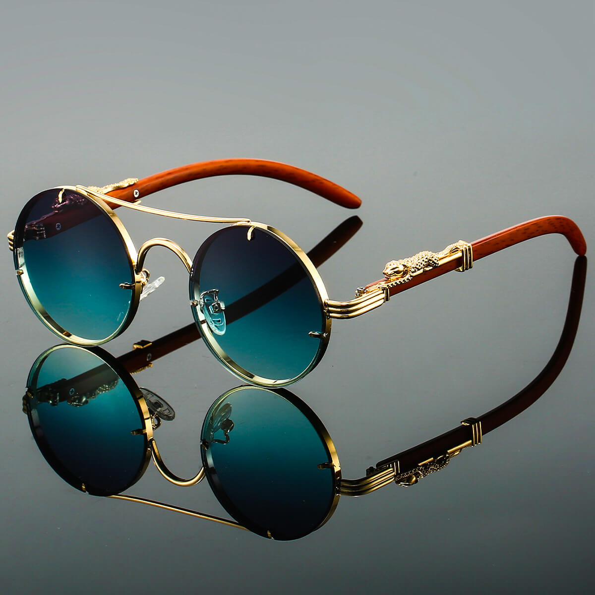 Oval Retro Sunglasses Made of Metal