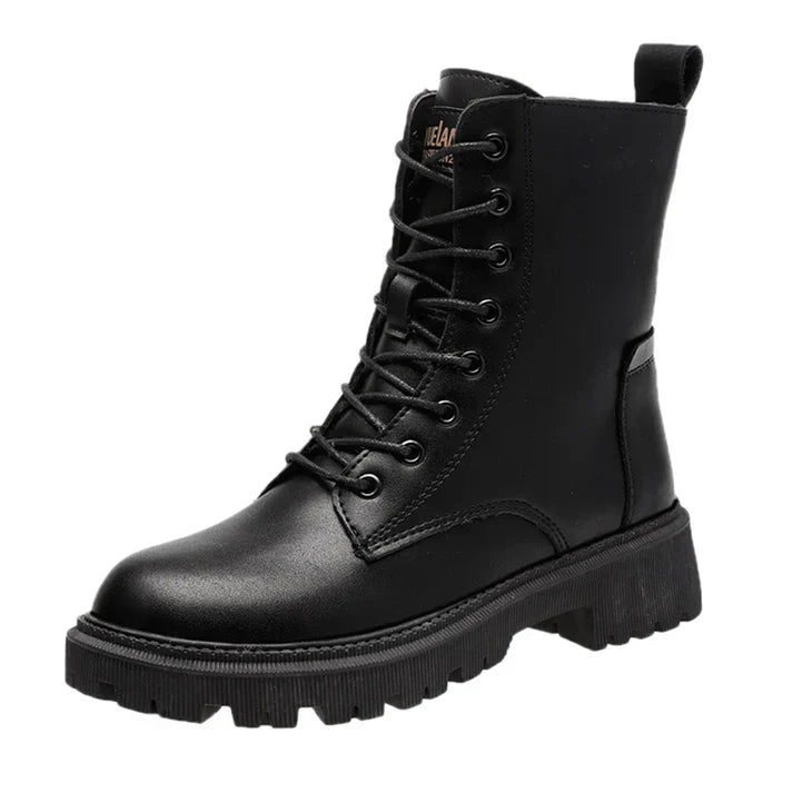 Luxurious black winter boots