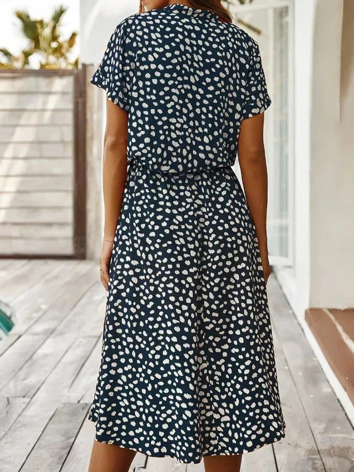 Elegant Short-Sleeved Shirt Dress With Polka Dots And Drawstring At The Waist