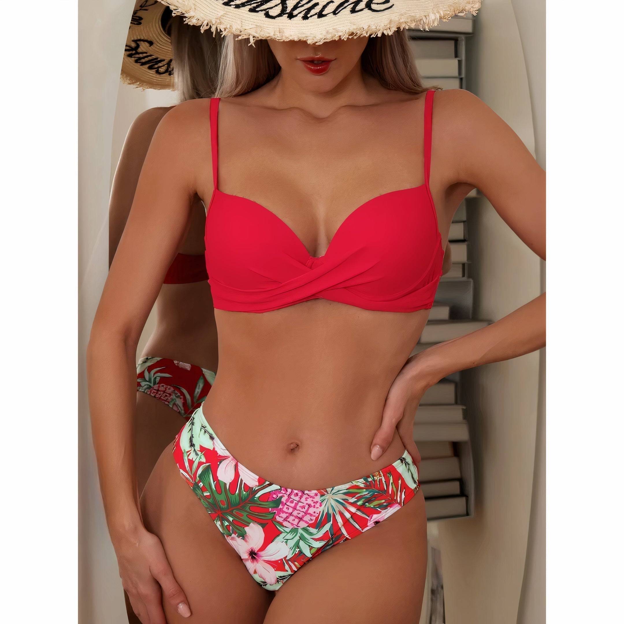 3-In-1-Bikini-Set With Floral Pattern (Bestseller)