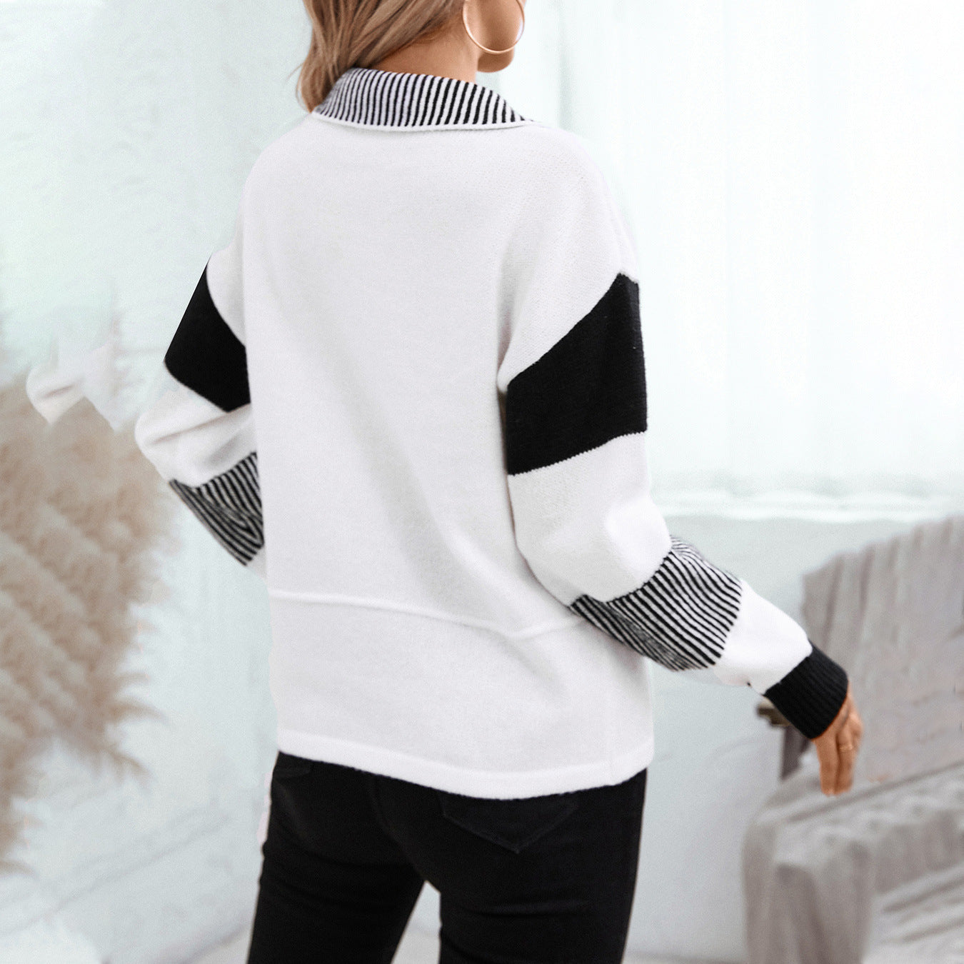 Ladies fashionable pullover with polo collar and contrasting stripes