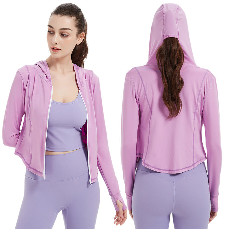 Women's sports jacket with breathable material and stylish cut