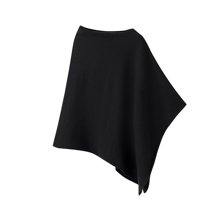 Women’s scarf poncho made of high-quality wool and elastic material