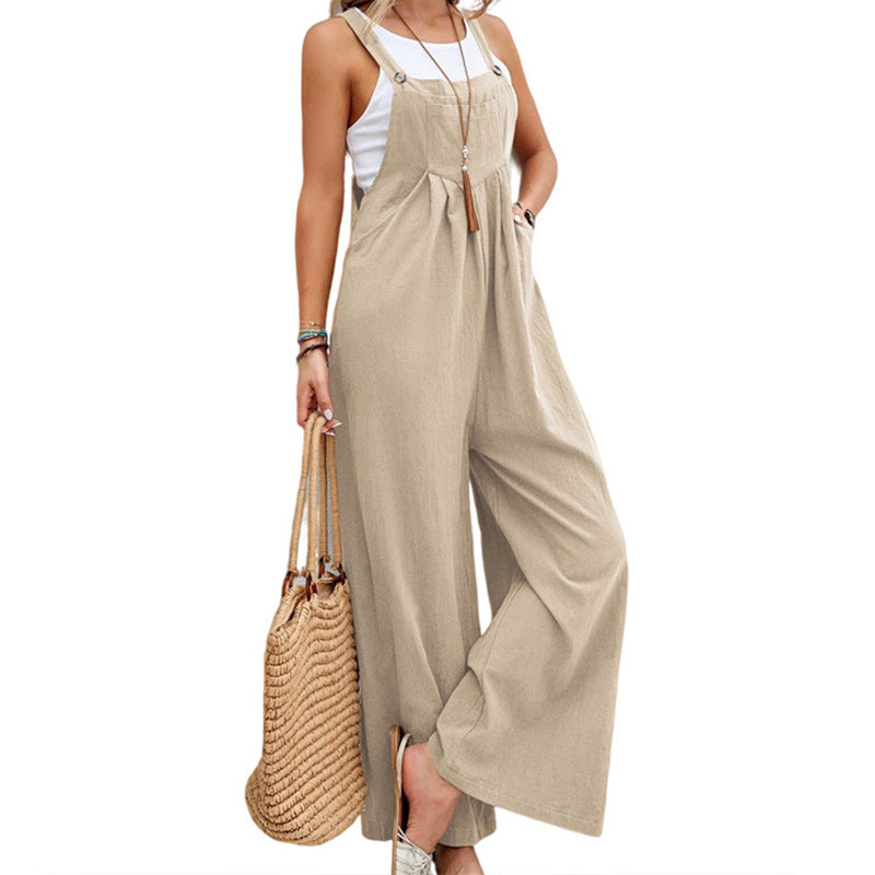 Women's wide dungarees with a casual cut and sophisticated details