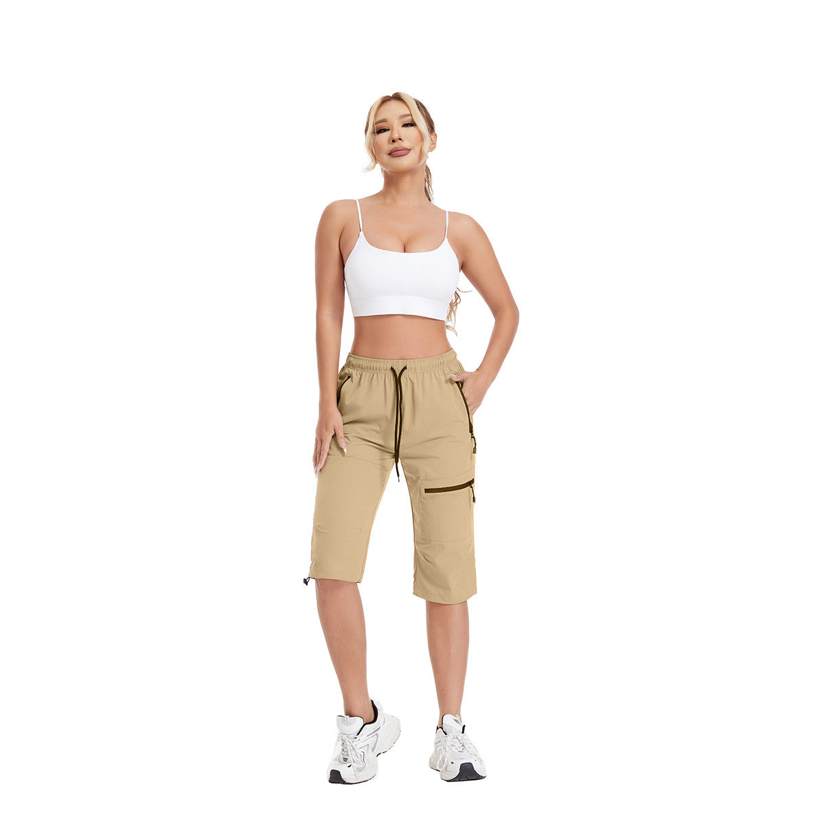 Women's multifunctional sports capri pants with practical pockets