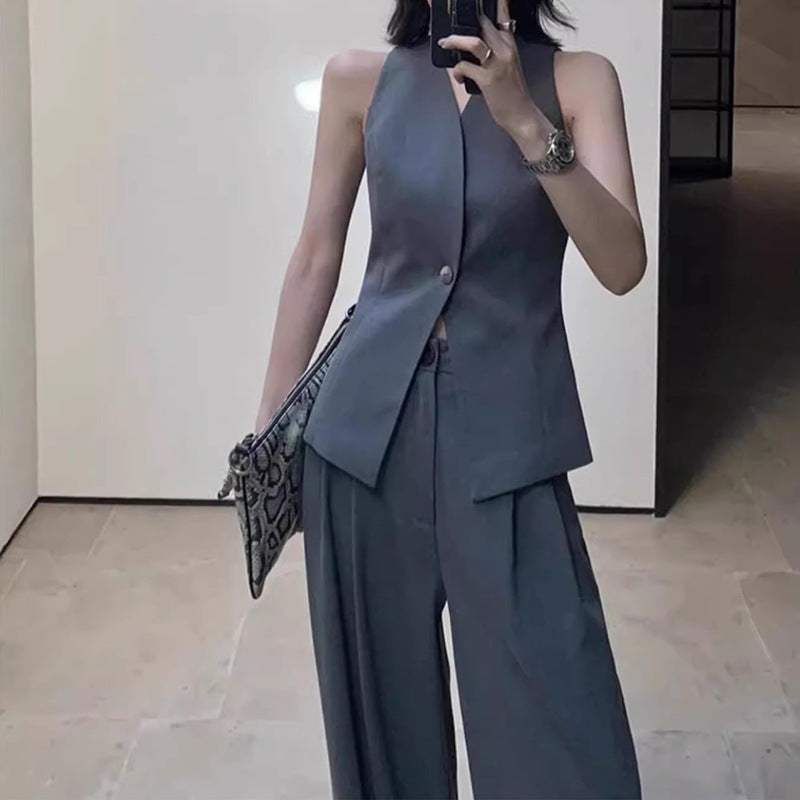 Women's Tailored Sleeveless Suit Set