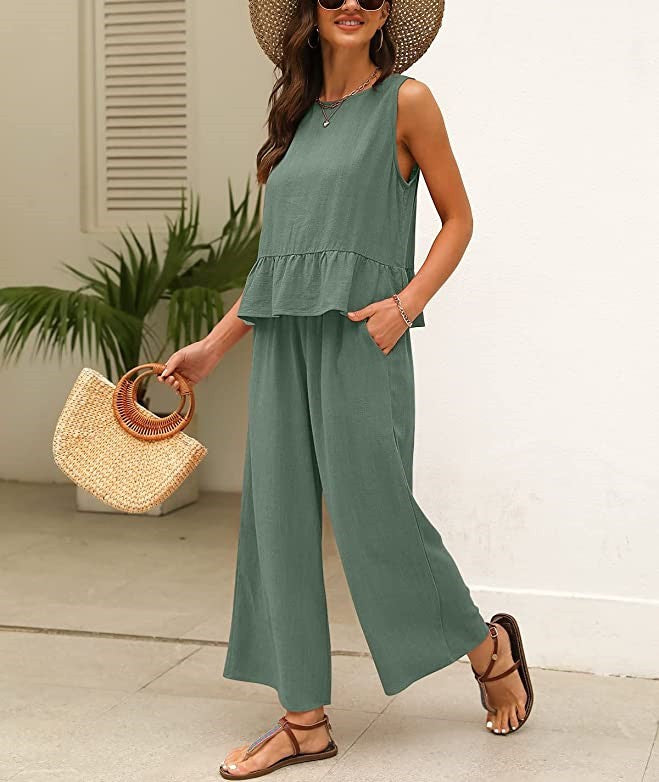 Ladies airy jumpsuit with ruffled hem