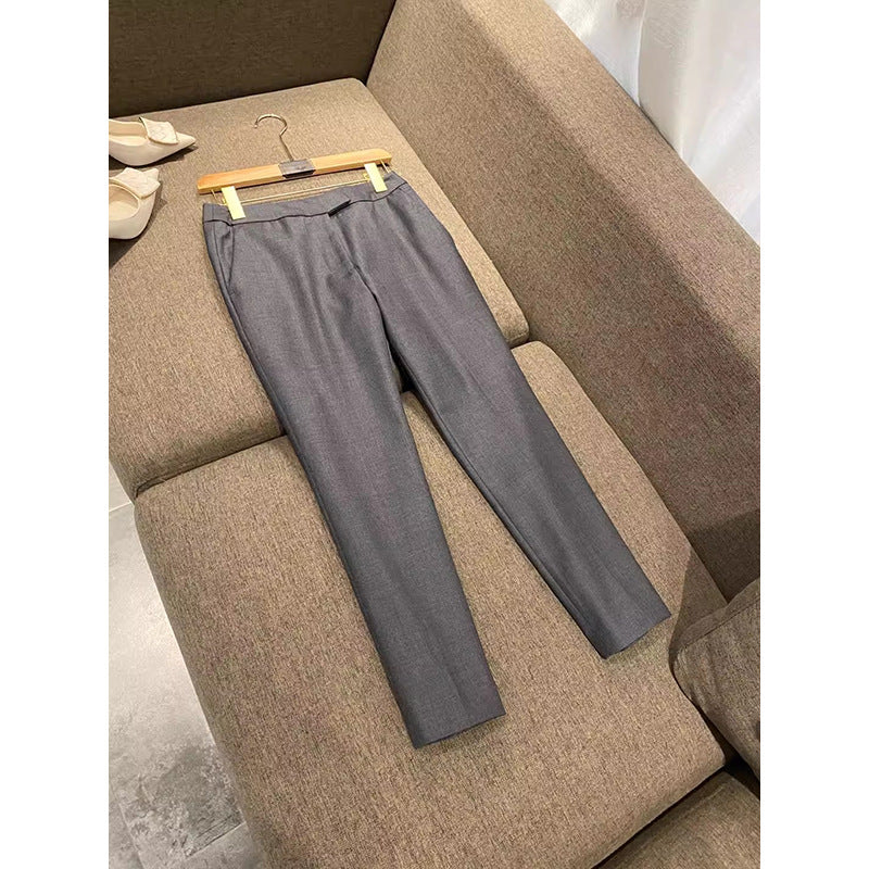 Women Modern Tailored Cape Blazer and Pants Suit