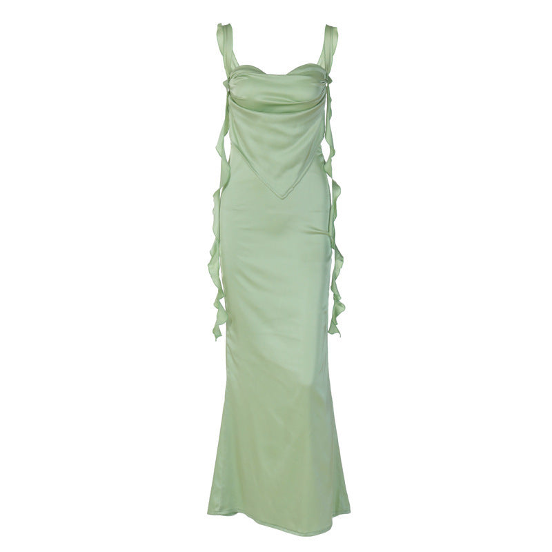 Ladies Elegant Dress with Feminine Ruffle Details and Figure-Hugging Silhouette