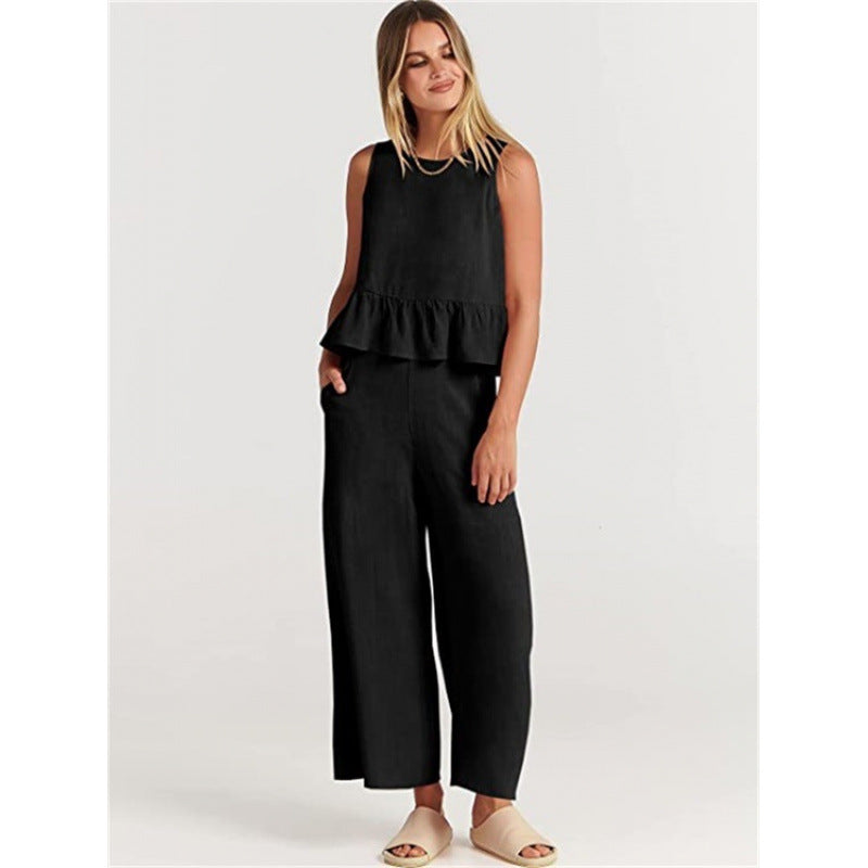 Women's casual jumpsuit with voluminous top and side pockets