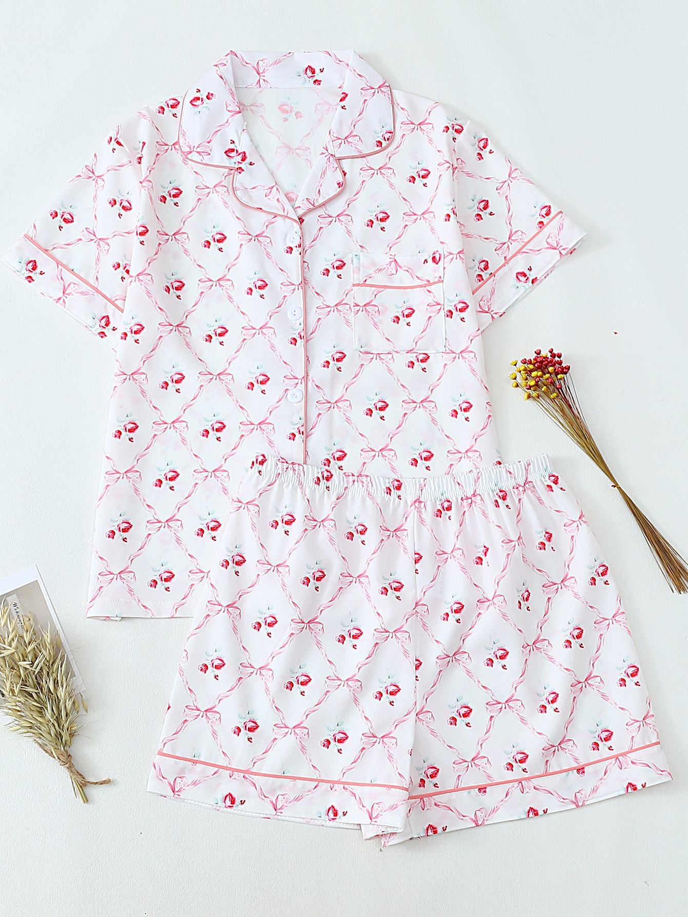 Women's pajama set with hearts and fine stripes