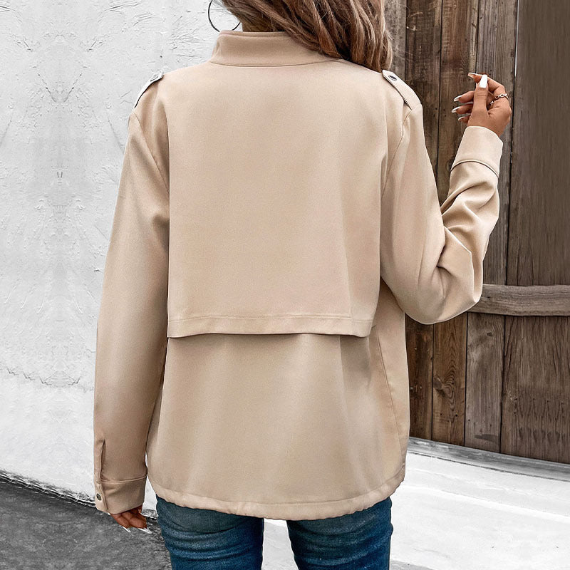 Women's elegant utility jacket with snap-button details and chest pockets