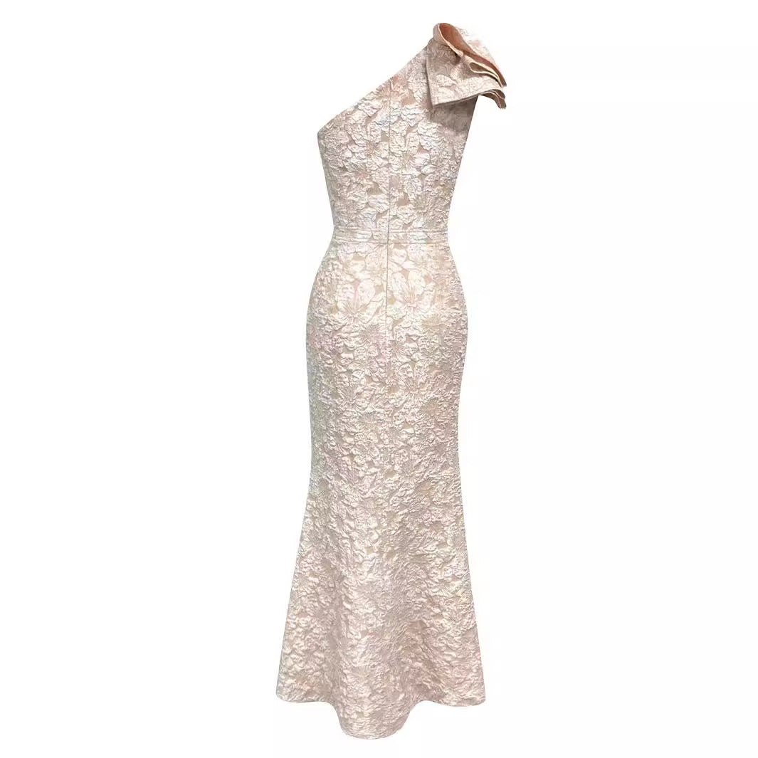 Ladies Elegant Evening Dress with Asymmetrical Shoulder Design and High Slit